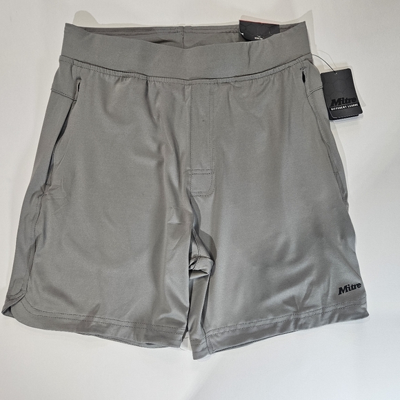 Mitre Athletic Shorts Mens Medium Grey Adjustable Stretch‎ Moisture Wicking NEW - Picture 1 of 7